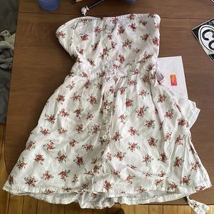 Size M strapless gently used forever 21 dress with side zipper